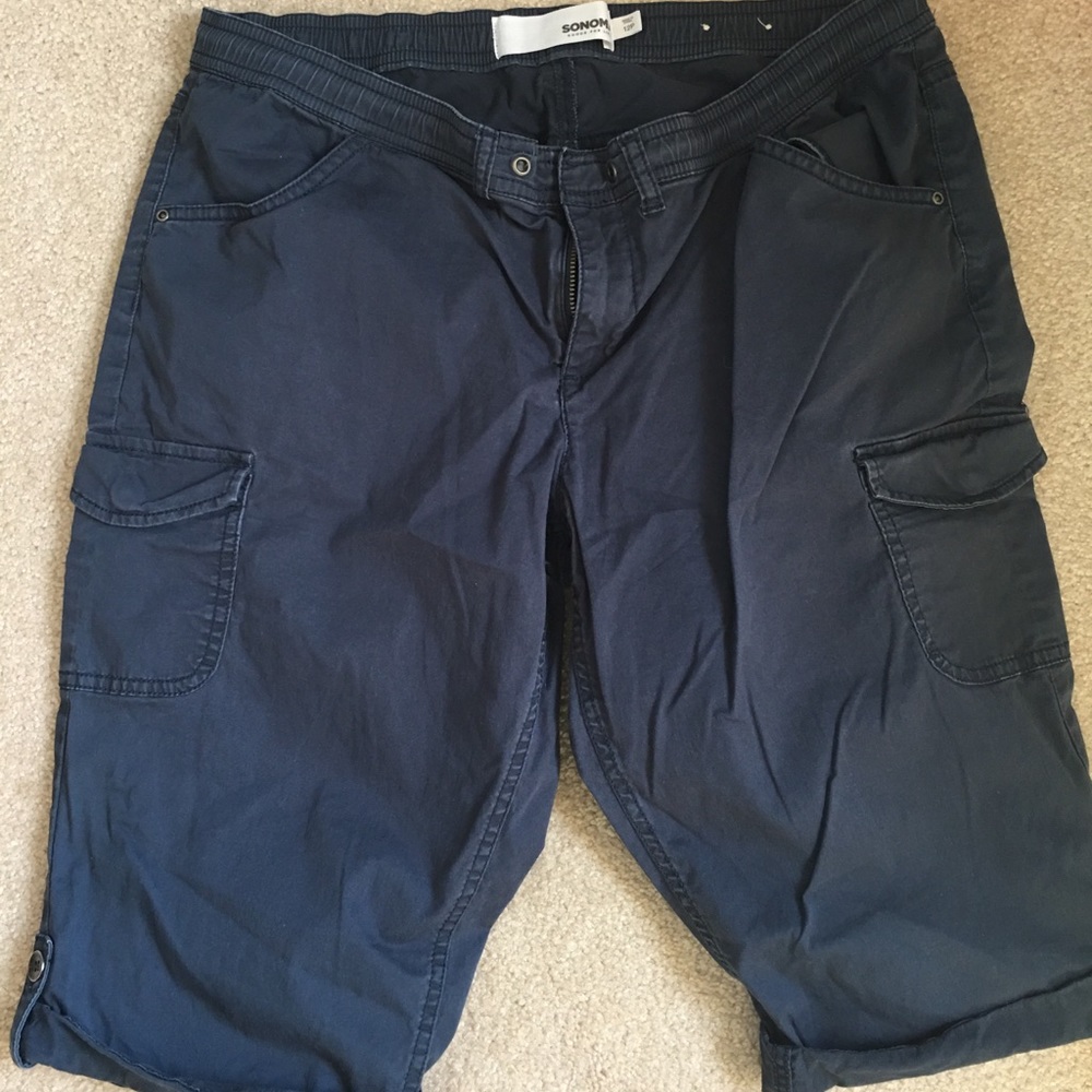 2/$12 Sonoma Womans size 12p  capris blue EUC